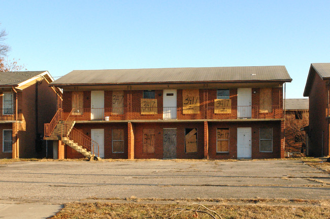 3417 Shagbark Rd in Louisville, KY - Foto de edificio - Building Photo