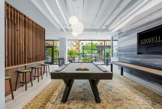 Maxwell in Everett, MA - Foto de edificio - Building Photo
