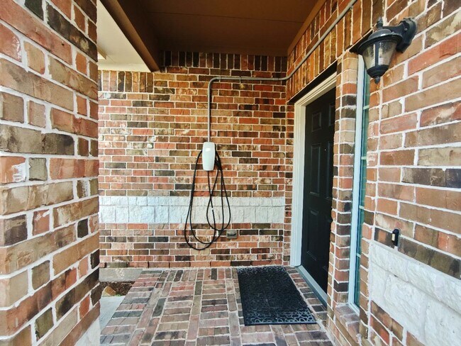 property at 2306 Waterford Park St