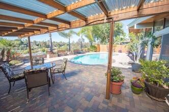 5232 Prosperity Ln in San Diego, CA - Building Photo - Building Photo