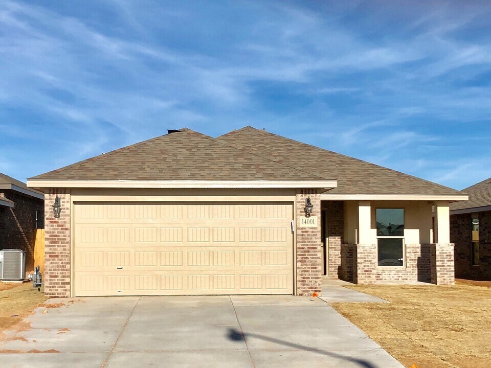 14001 Vernon Ave in Lubbock, TX - Building Photo