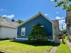 641 Birch Ave in Indianapolis, IN - Foto de edificio - Building Photo