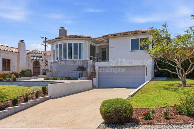 property at 3266 Goldfinch St