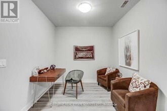 150 Main St W in Hamilton, ON - Building Photo - Building Photo