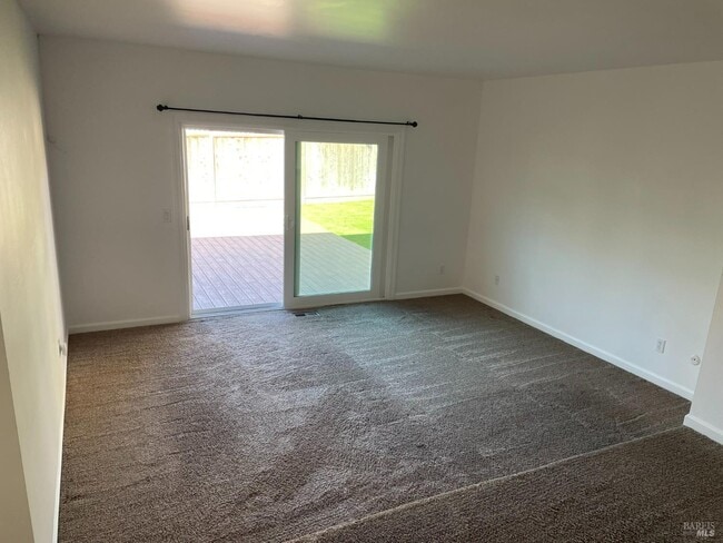 104 Rene Dr in Petaluma, CA - Building Photo - Building Photo