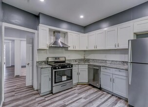 25 Bartholdi Ave, Unit 2 in Jersey City, NJ - Building Photo - Building Photo