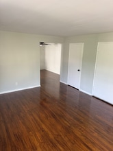 775 N Fred Shuttlesworth Cir in Cincinnati, OH - Building Photo - Building Photo