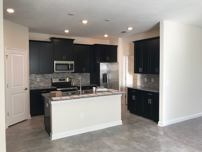 10091 Lovegrass Ln in Orlando, FL - Foto de edificio - Building Photo