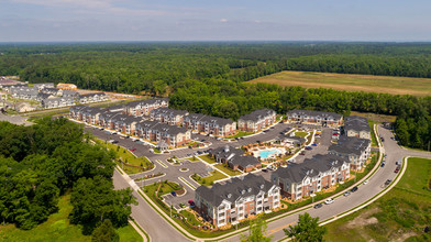 Clairmont At Jolliff Landing in Chesapeake, VA - Building Photo - Building Photo