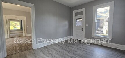 223 W Woodland Ave in Fort Wayne, IN - Building Photo - Building Photo