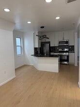 197 S 11th St, Unit 3 in Newark, NJ - Foto de edificio - Building Photo