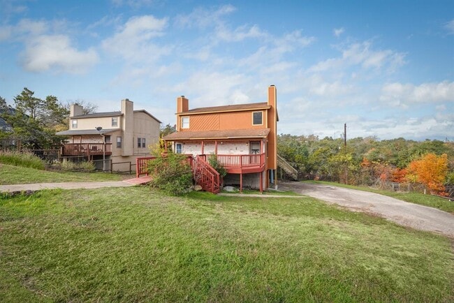 6910 Rifle Bend in Austin, TX - Building Photo - Building Photo