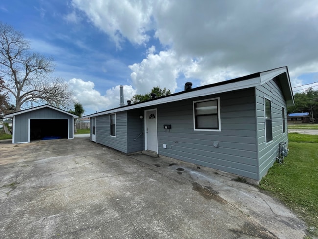 311 Mahler St in Houma, LA - Building Photo - Building Photo