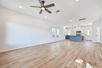 1-3rd 1/2 2nd St N in Texas City, TX - Building Photo - Building Photo