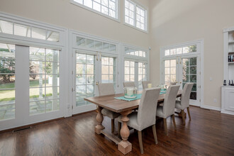 4 Heritage Farm Ln in East Hampton, NY - Building Photo - Building Photo