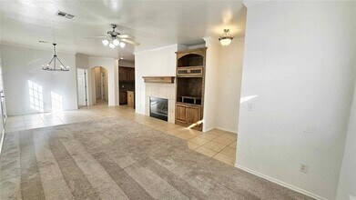 643 Sisken Ct in Edmond, OK - Building Photo - Building Photo