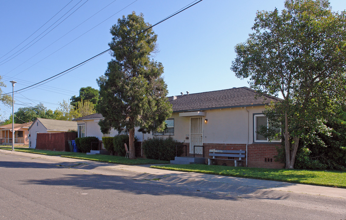 3727-3731 46th St in Sacramento, CA - Building Photo