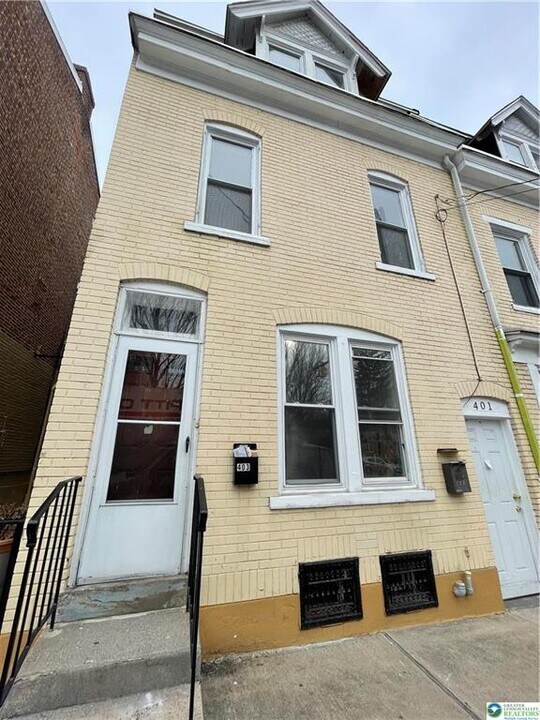403 N Eighth St in Allentown, PA - Foto de edificio