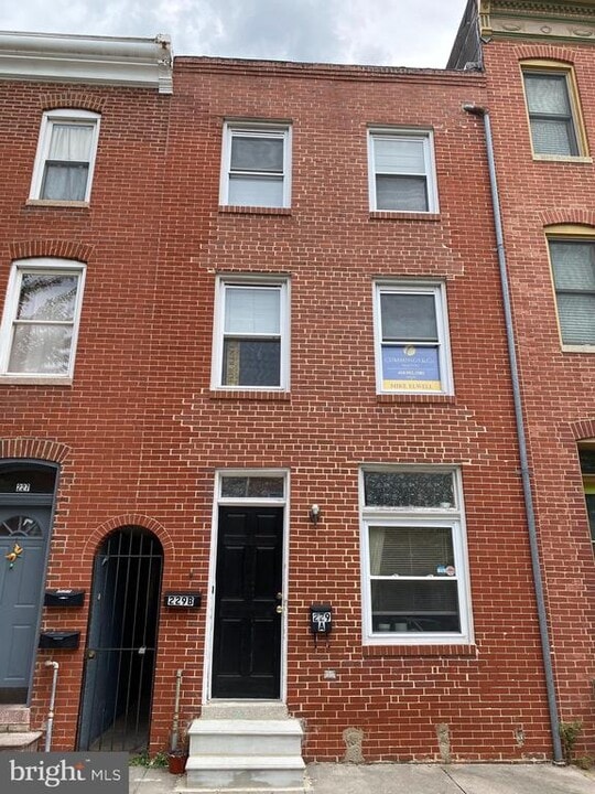 229 S Ann St in Baltimore, MD - Building Photo