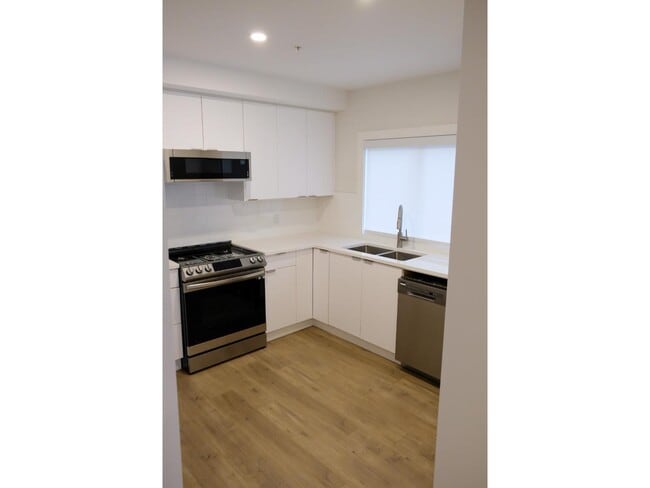 property at 12317-12317 Beecher St