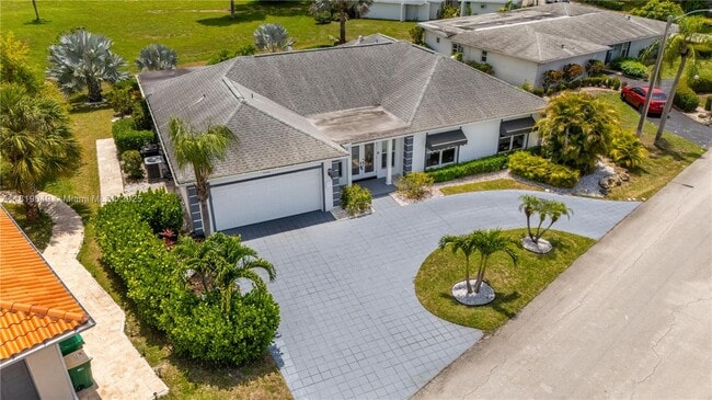 property at 4902 N Travelers Palm Ln