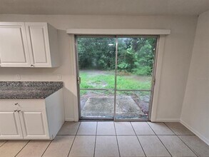 1121 NE 13th Ave in Ocala, FL - Building Photo - Building Photo