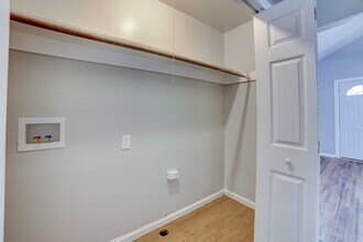 1345 N Lewis Pl in Tulsa, OK - Building Photo - Building Photo