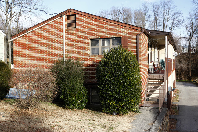 Wayne Street Apartments in Roanoke, VA - Foto de edificio - Building Photo