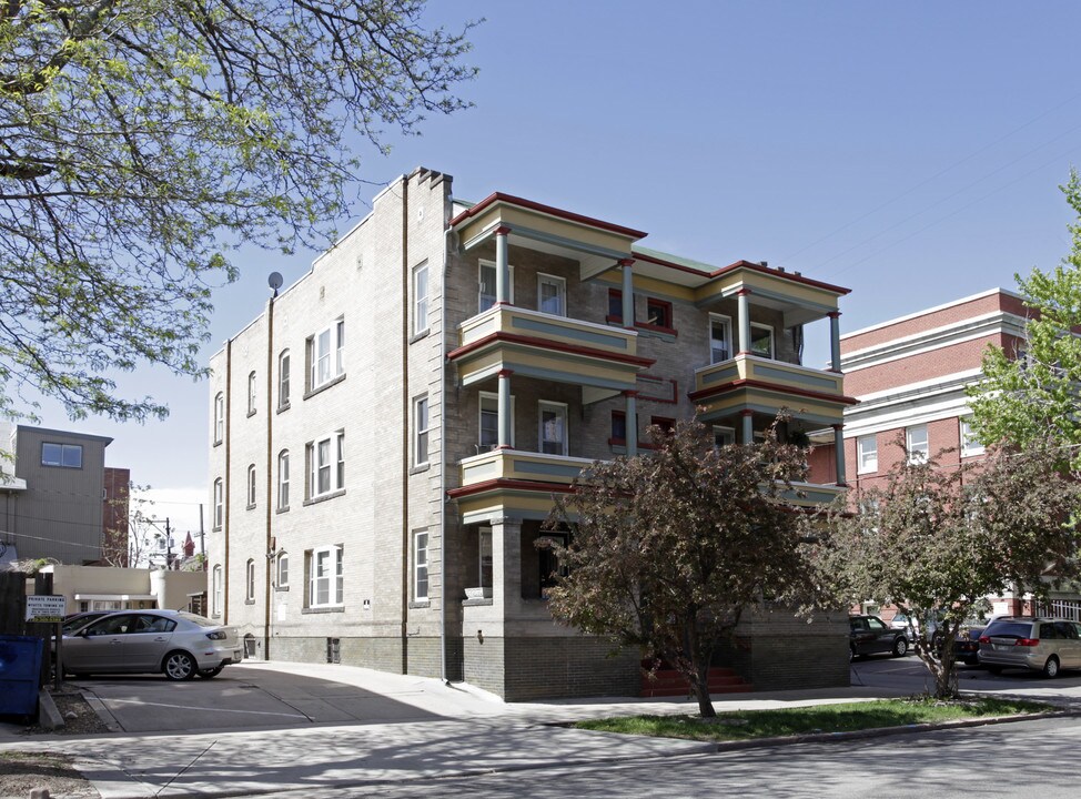 Dakota Condos in Denver, CO - Building Photo