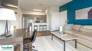 11022 Culebra Rd in San Antonio, TX - Building Photo - Building Photo