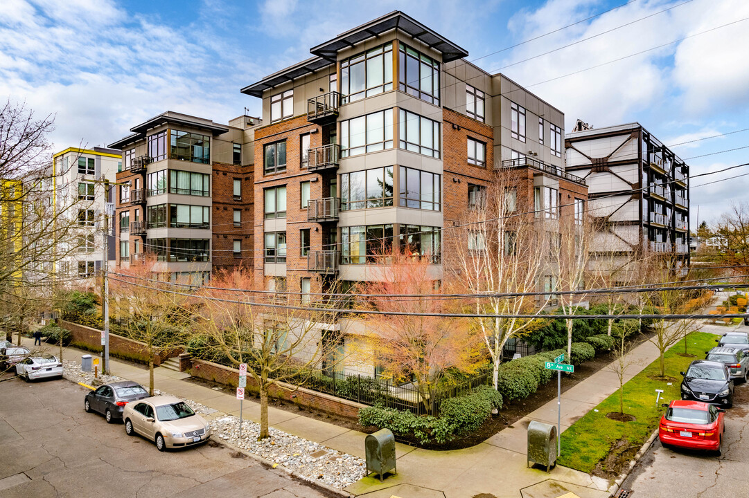 DUNCAN PLACE CONDOMINIUM in Seattle, WA - Building Photo