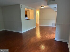 6303 Hil-Mar Dr, Unit 7 in District Heights, MD - Building Photo - Building Photo