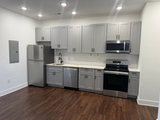 3213 W Susquehanna Ave, Unit 3