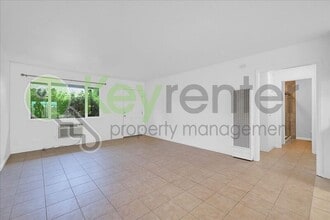 6705 Greenback Ln in Citrus Heights, CA - Building Photo - Building Photo