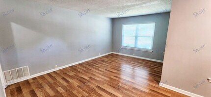 1520 Hilltop Dr in Garland, TX - Building Photo - Building Photo