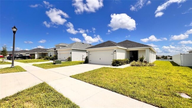 1097 SILAS St in Haines City, FL - Building Photo - Building Photo