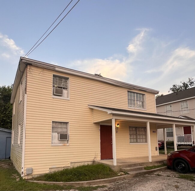 804 Eugenia St in Tallahassee, FL - Building Photo - Building Photo