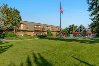 Castlerock in Wenatchee, WA - Building Photo - Building Photo