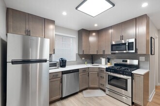 959 Howard St in Evanston, IL - Building Photo - Building Photo