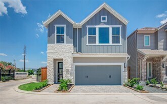 1204 Kiefer Hill Way in Houston, TX - Building Photo