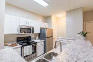 Enclave at Wolfchase in Cordova, TN - Building Photo