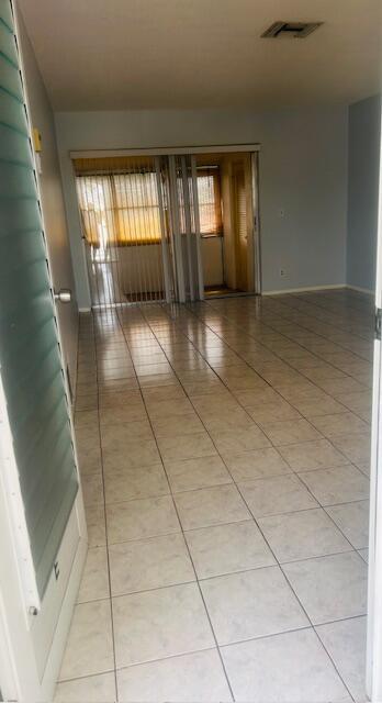 2660 Barkley Dr E in West Palm Beach, FL - Building Photo - Building Photo