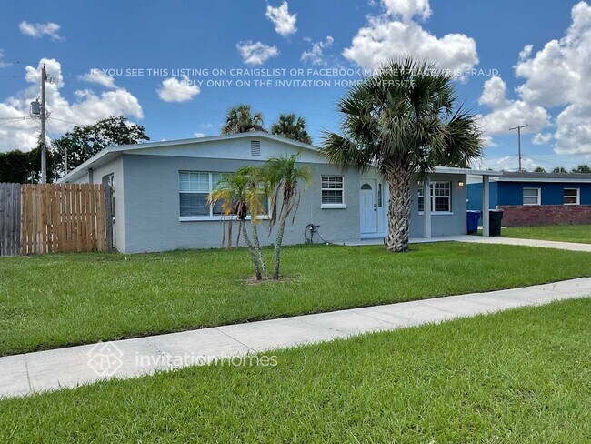 5603 Santa Monica Dr in Tampa, FL - Building Photo - Building Photo