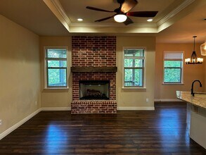 5 Dolphin Cir in Bella Vista, AR - Building Photo - Building Photo