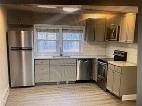 29 Birchcroft Rd in Canton, MA - Building Photo - Building Photo