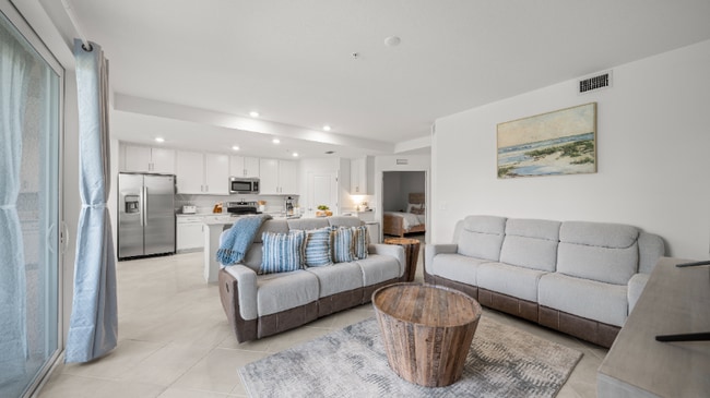 property at 14221 Heritage Landing Blvd