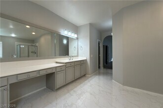 267 Copper Glow Ct in Henderson, NV - Building Photo - Building Photo