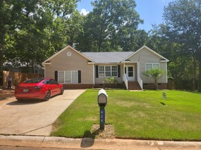428 Firebridge Dr in Chapin, SC - Building Photo - Building Photo