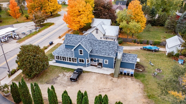 416 W Main St, Unit 1/2