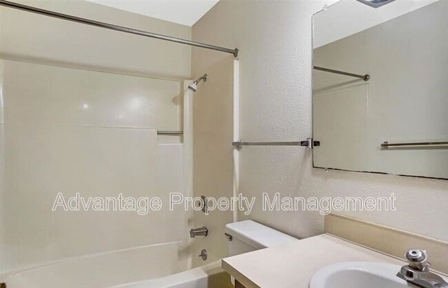 1445 NW Division St in Corvallis, OR - Building Photo - Building Photo